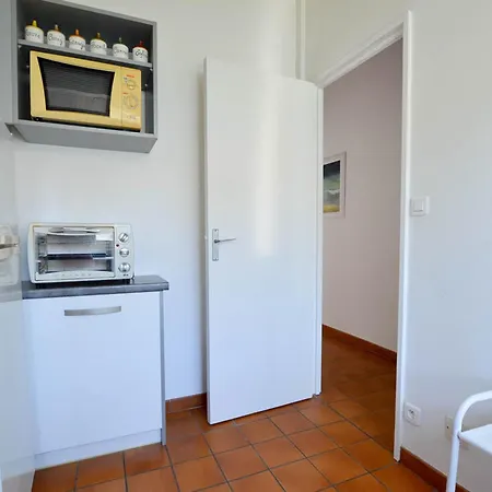 3 Pieces Avec Wi-fi Et Parking, Proche - La Palmyre Les Mathes