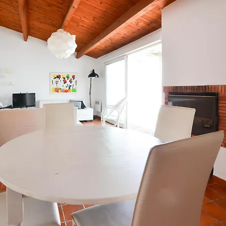 3 Pieces Avec Wi-fi Et Parking, Proche - La Palmyre *