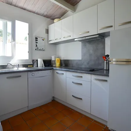Holiday home 3 Pieces Avec Wi-fi Et Parking, Proche - La Palmyre