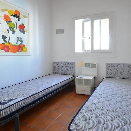 3 Pieces Avec Wi-fi Et Parking, Proche - La Palmyre